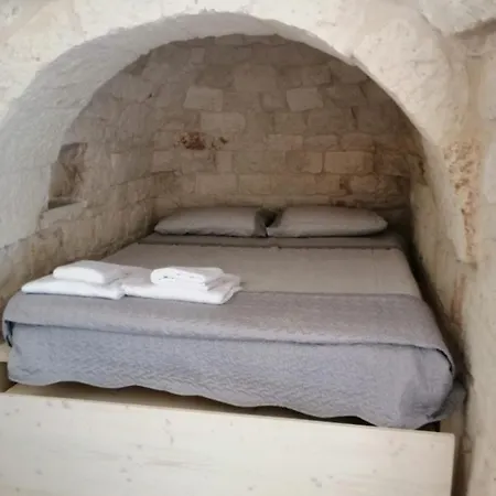 Trullo Scrascia. Holiday home Ceglie Messapica